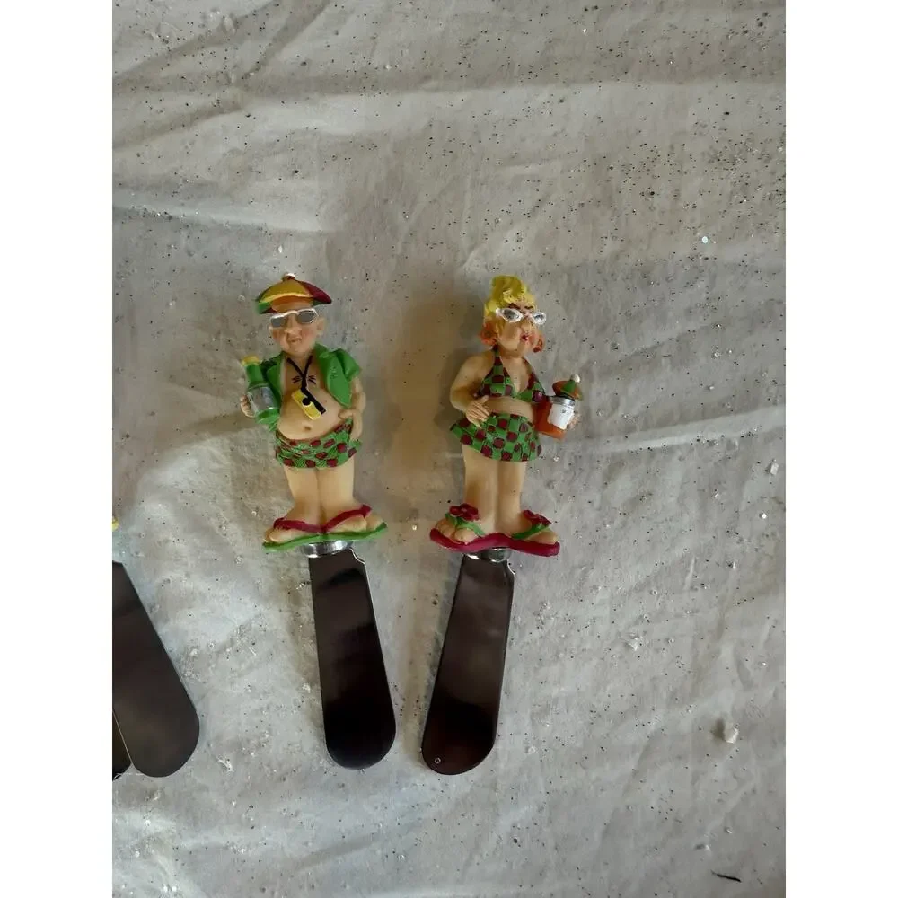 Boston Warehouse Set Of 4 Beach goers‎ Fun Sand Stainless Steel Spreaders VTG